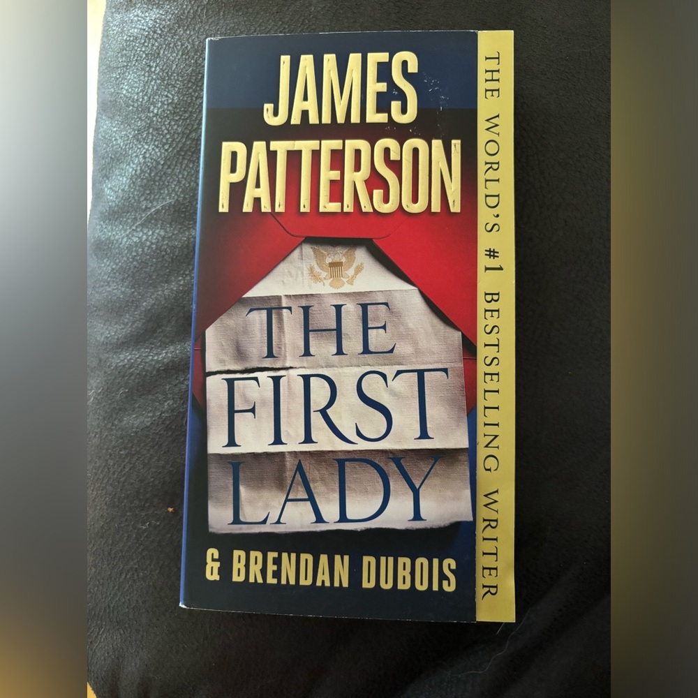 James Patterson & Brendan Dubois - The First Lady - Small paperback